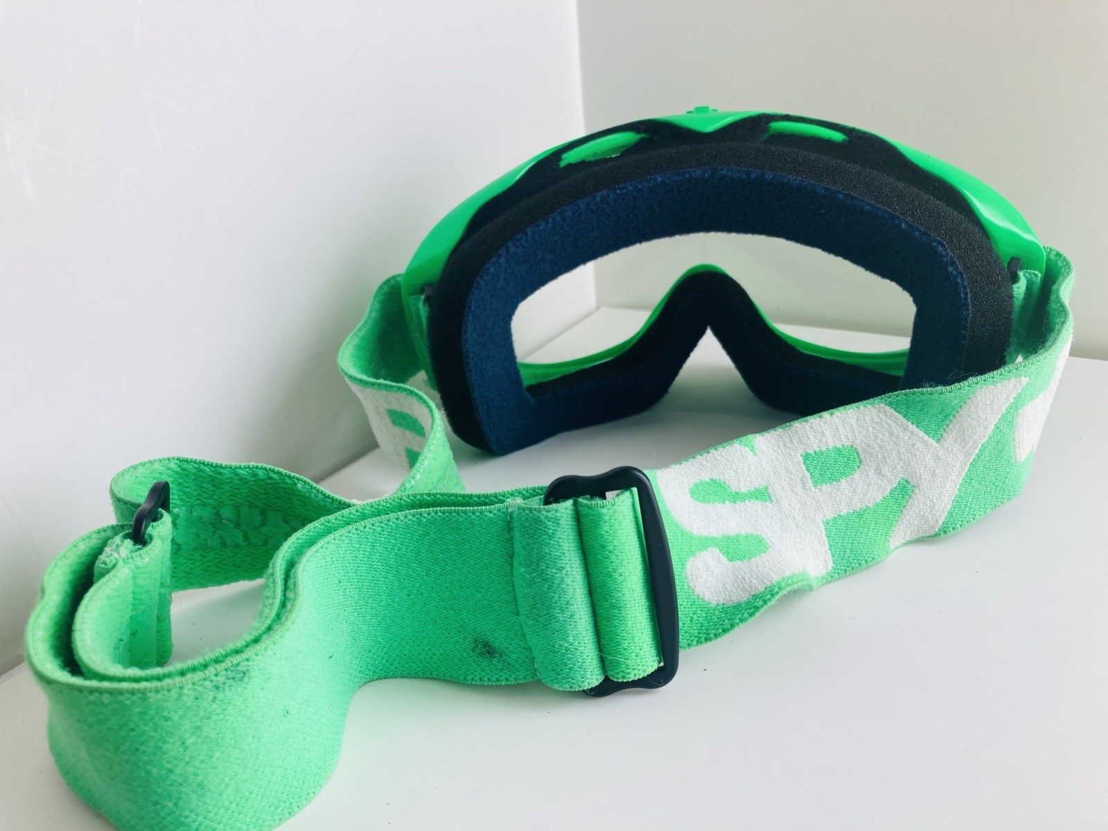 Spy+ Adjustable Full Rim Goggles Neon Green Plastic Padded Frame clear Lens J10