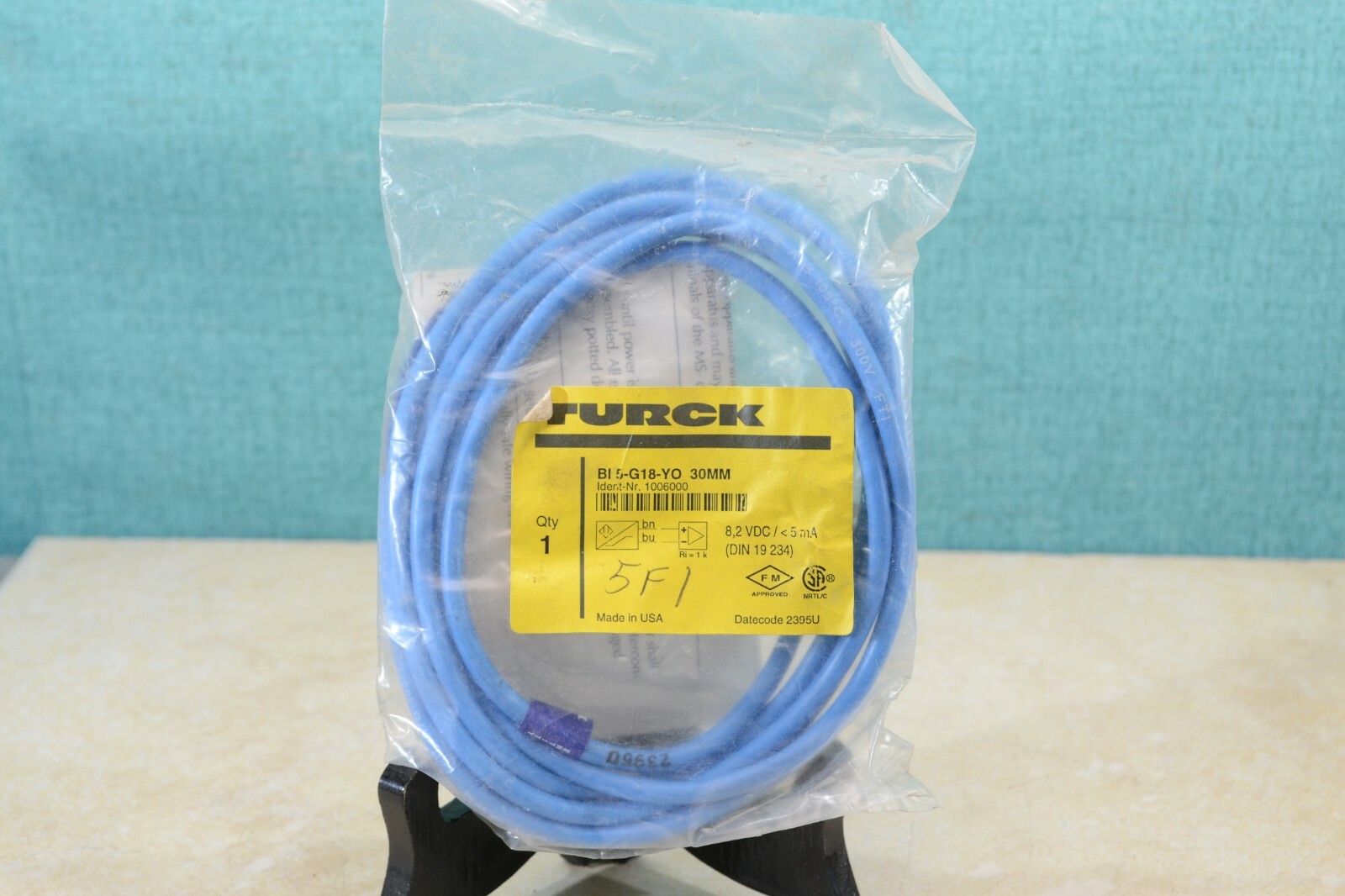 Turck BI 5-G18-YO 30MM Proximity Sensor