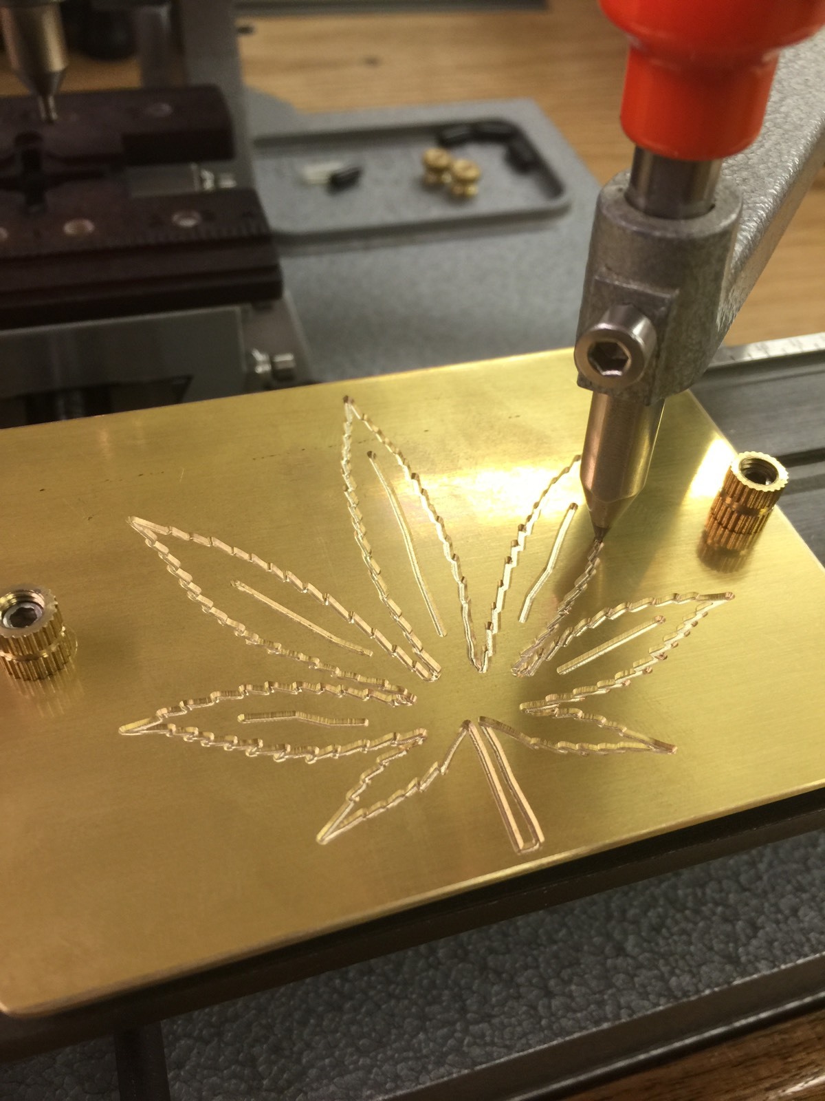 MEDIUM POT LEAF MARIJUANA SOLID BRASS ENGRAVING PLATE FOR NEW HERMES FONT TRAY