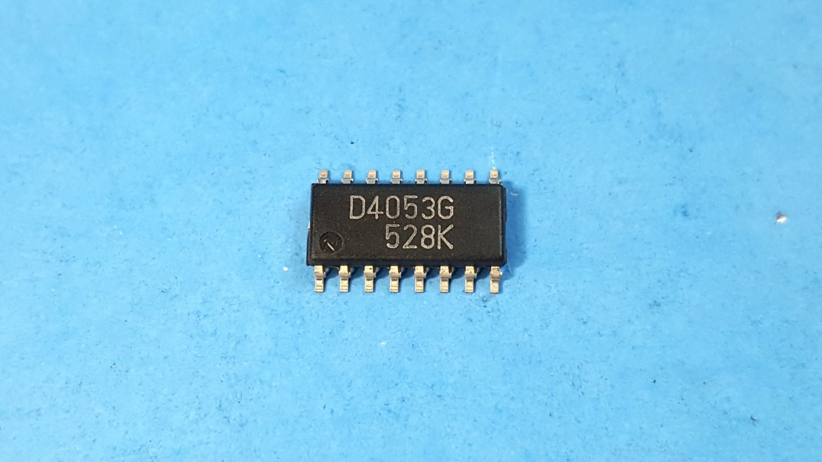 ONE PC- IC, UPD4053BG, YAMAHA, 16PIN