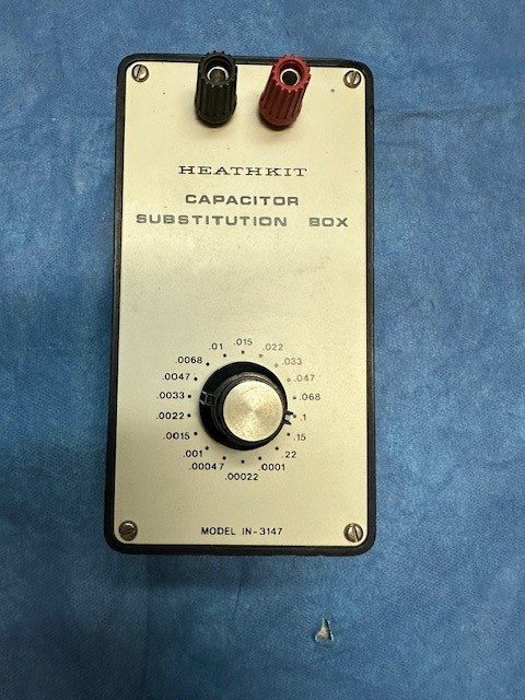 HeathKit capacitor substitution box IN-3147