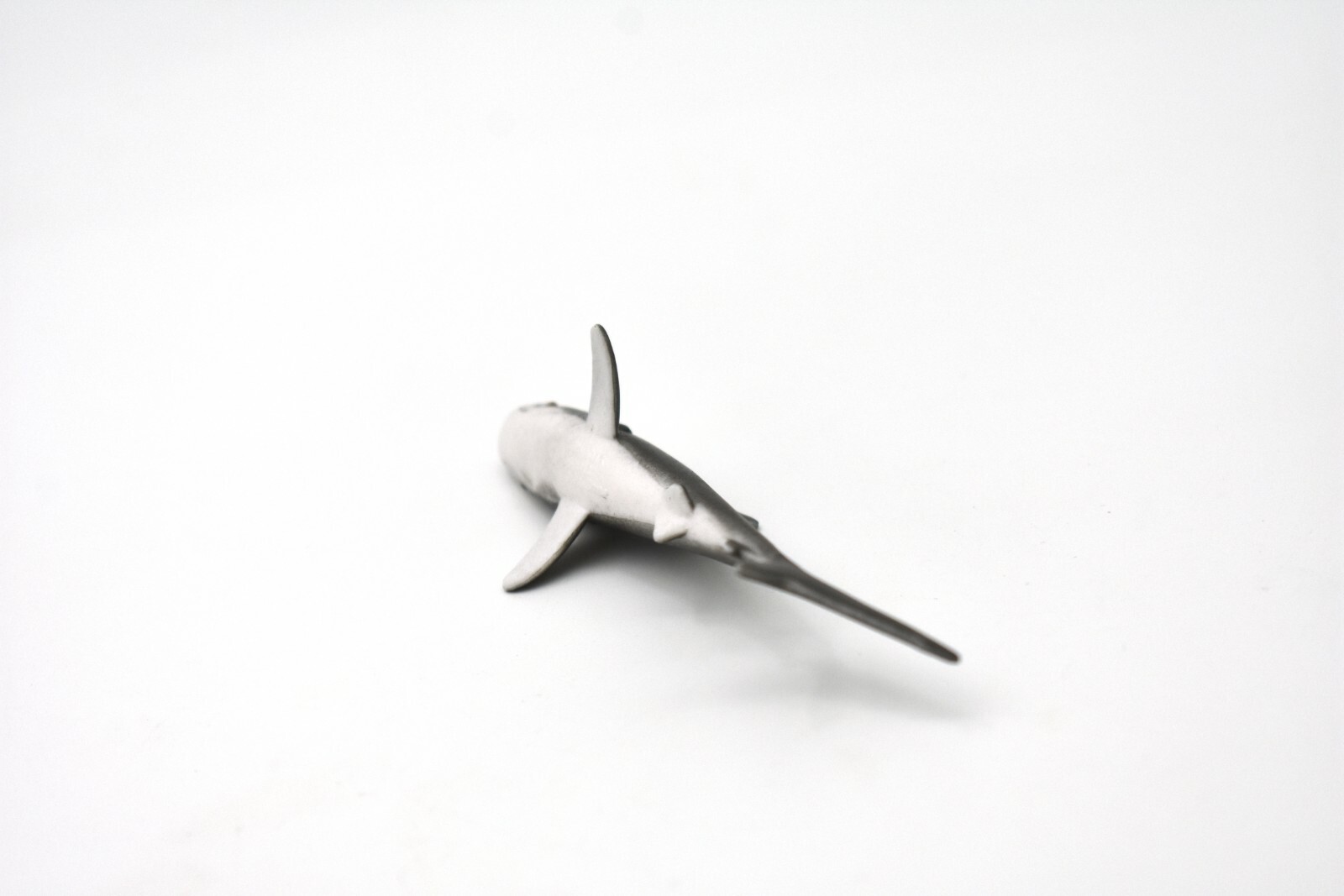 SILKY SHARK, PLASTIC REPLICA 3" SF02 B51