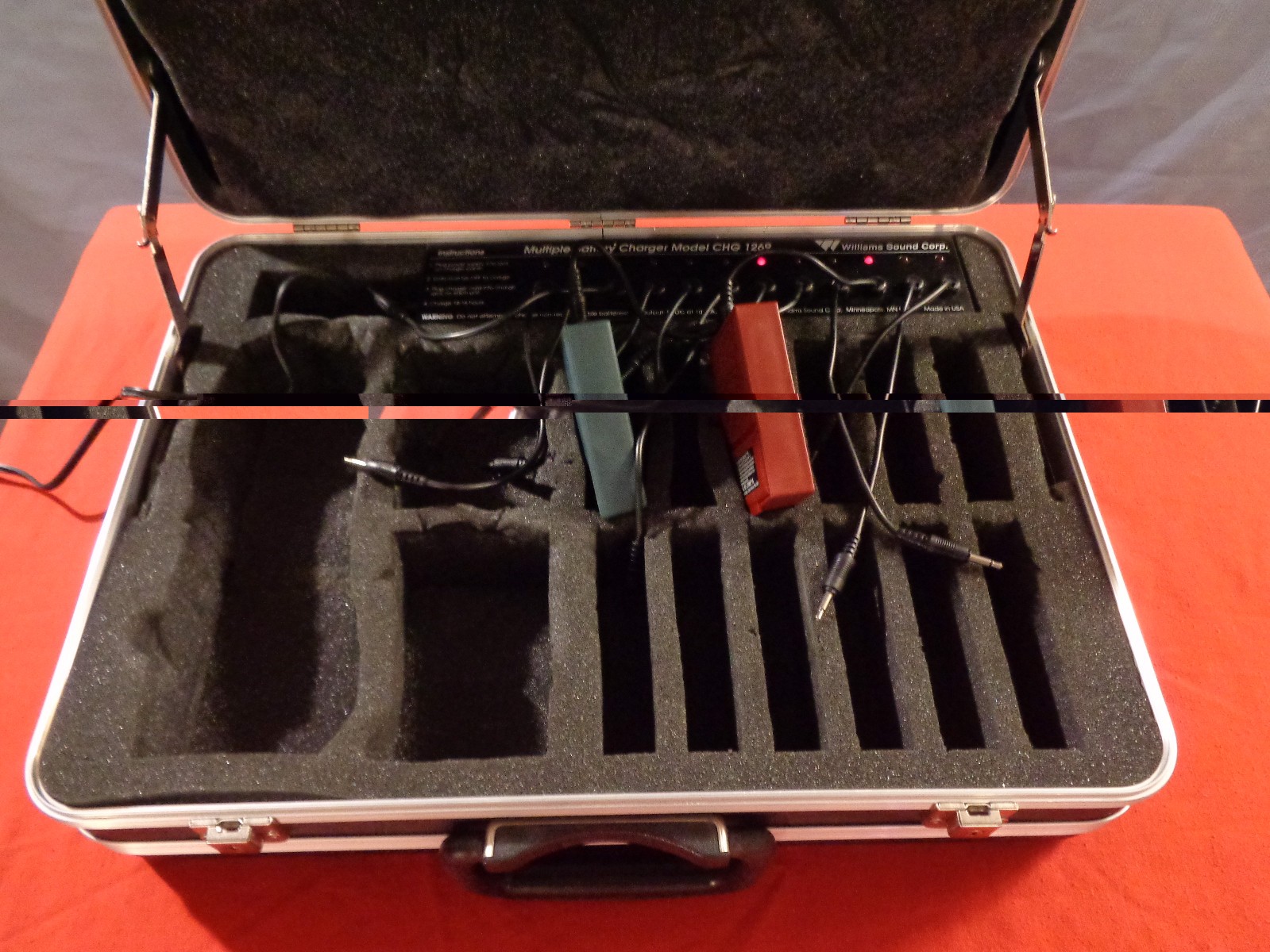 Williams Sound Mulitple Charger CAse 1269