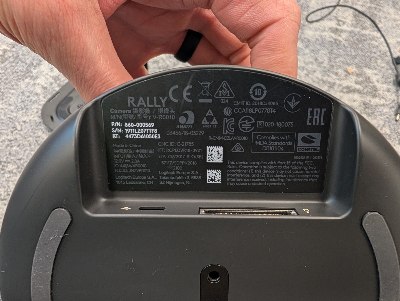 LOGITECH Rally Conference Camera V-R0010 and Wall Mount