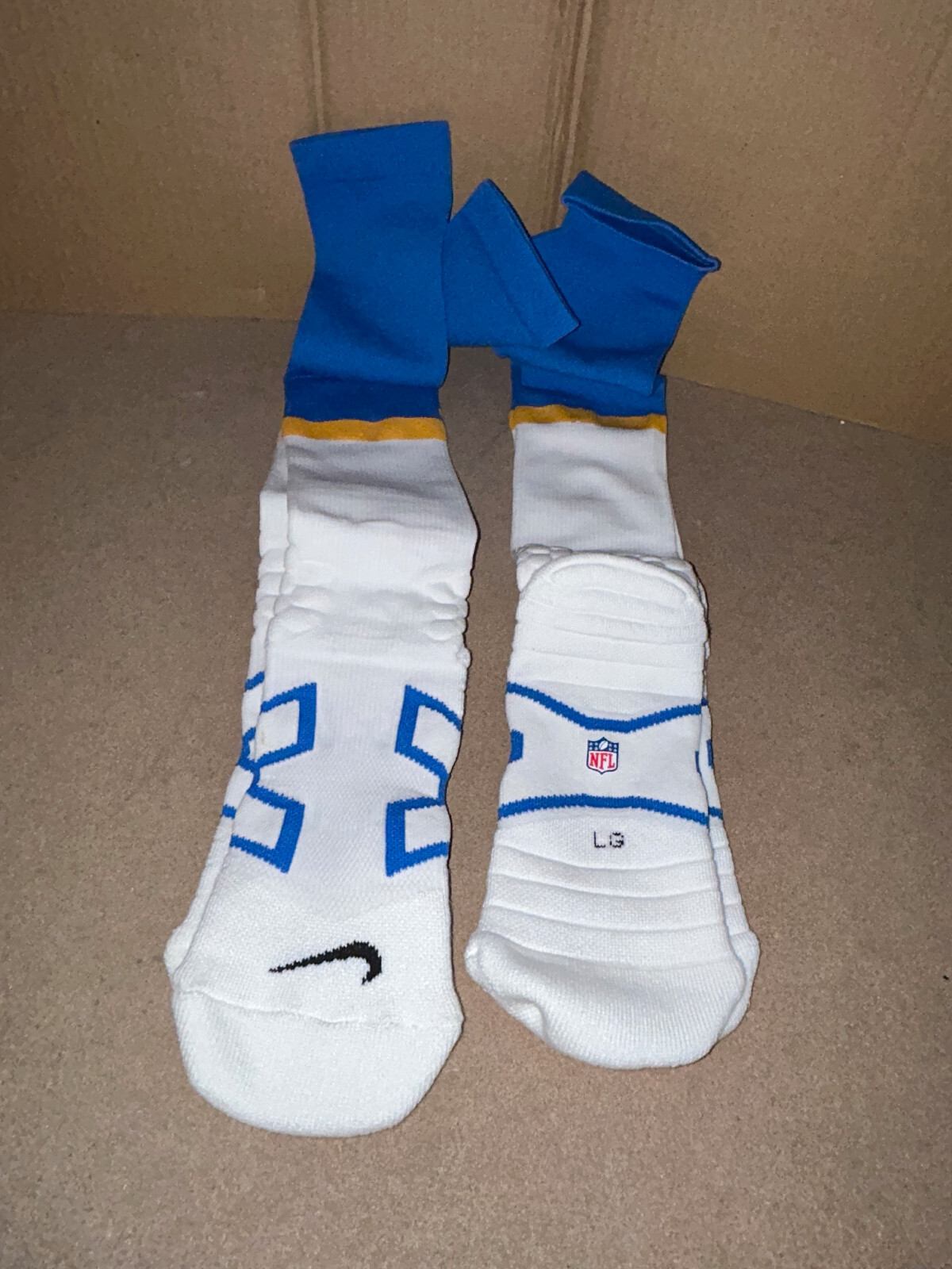 NFL NIKE KNEE HIGH PADDED FOOTBALL SOCKS LOS ANGELES CHARGERS 2 PAIRS BLUE/WHITE