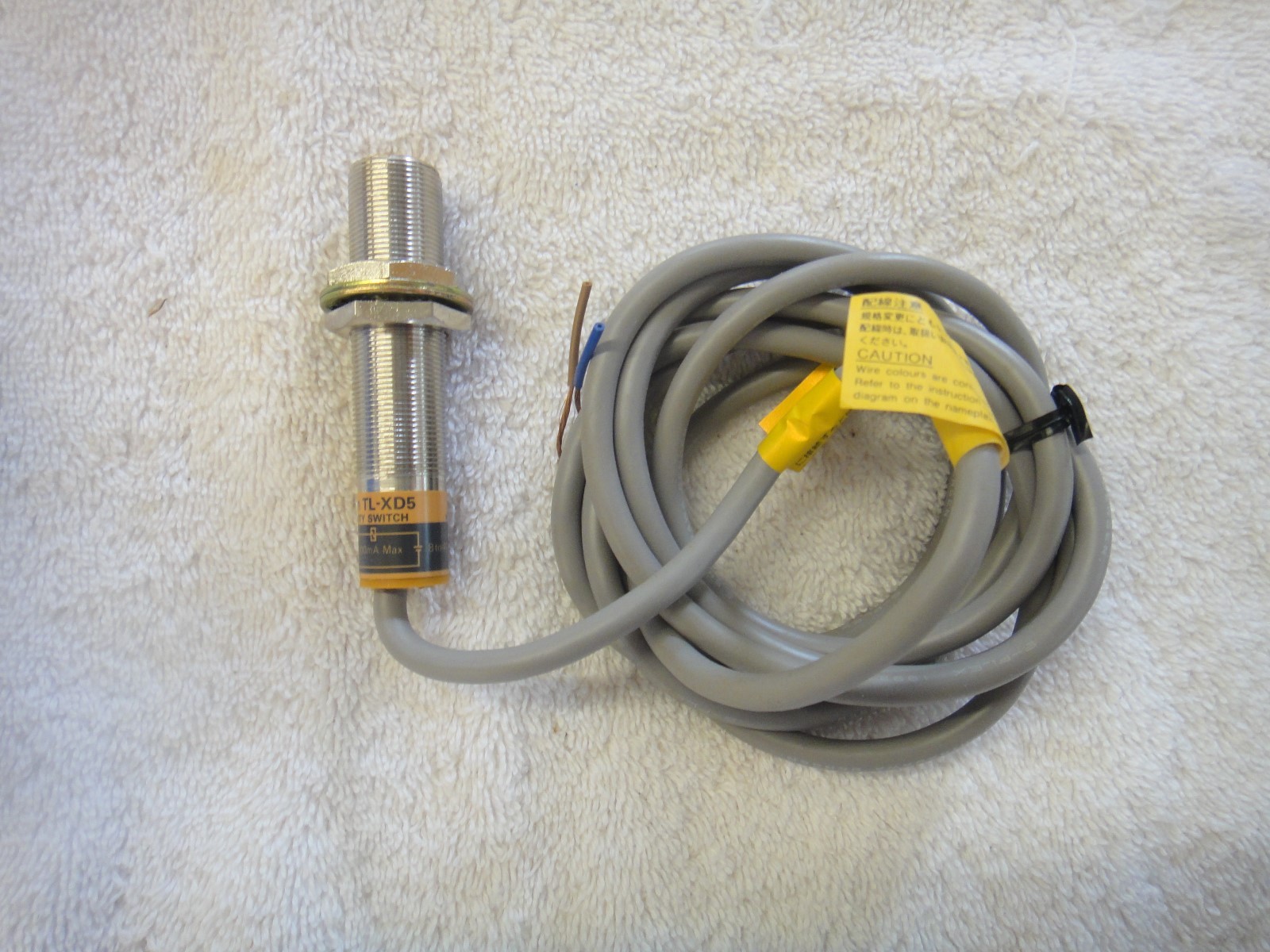 NIB Omron Proximity Switch TL-XD5