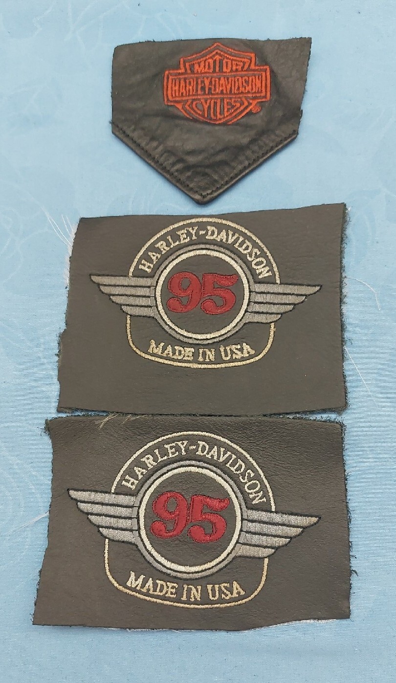 3 HARLEY DAVIDSON LEATHER EMBLEMS CUT OFF OF CLOTHES PRE-OWNED