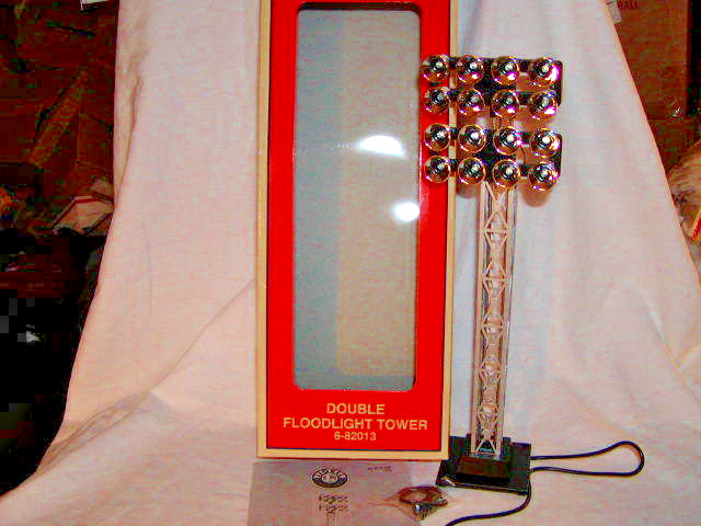 Lionel 6-82013 Double Floodlight Tower O-27 New Illuminated PNP Factory Sealed
