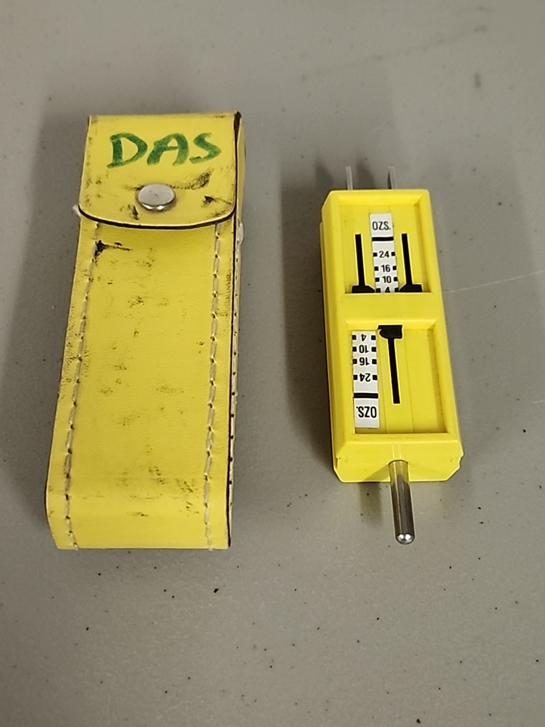 Daniel Woodhead 1760 Woodhead Receptacle Tension Tester