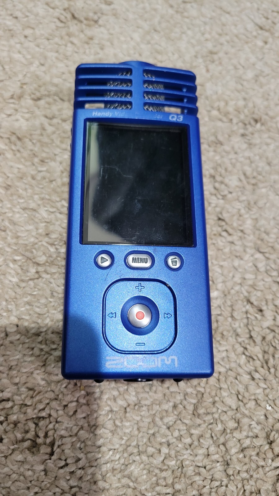 Zoom Handy Video Recorder Q3 with 8GB SD Card - No Battery Cover