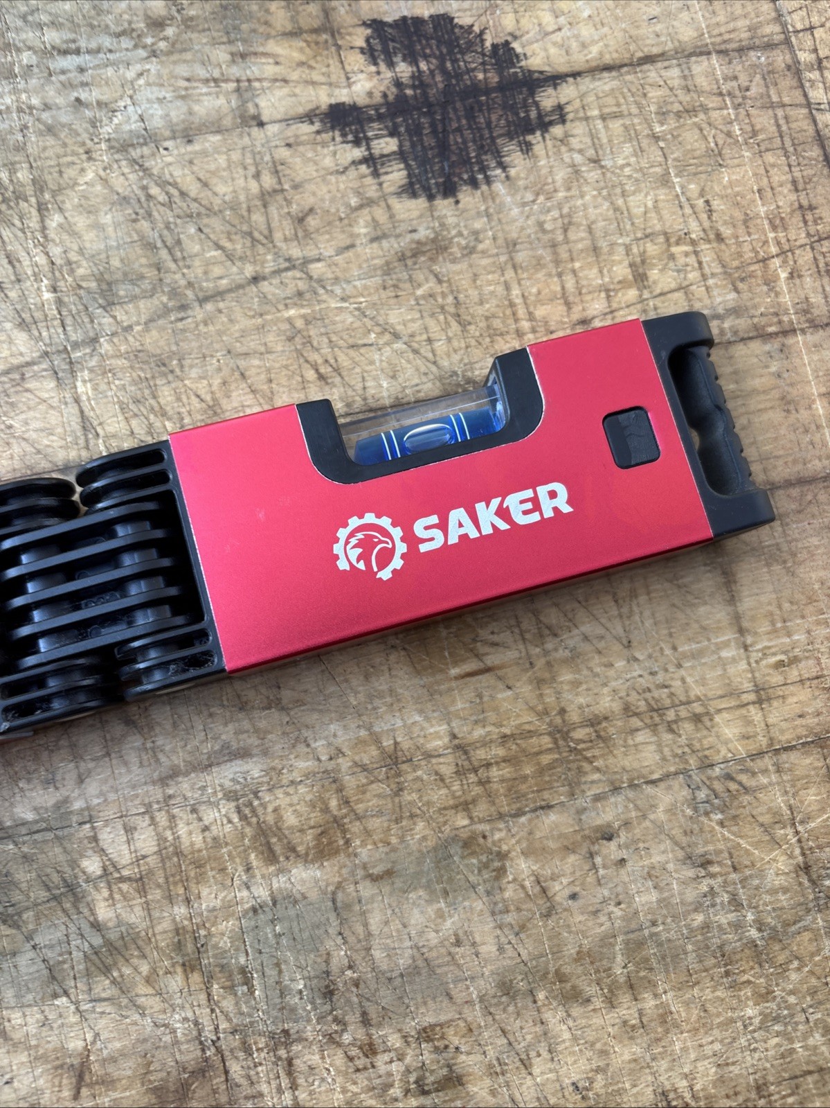 Saker Multi-function Foldable Level, 28-Inch Multi-Angle Measurement Red