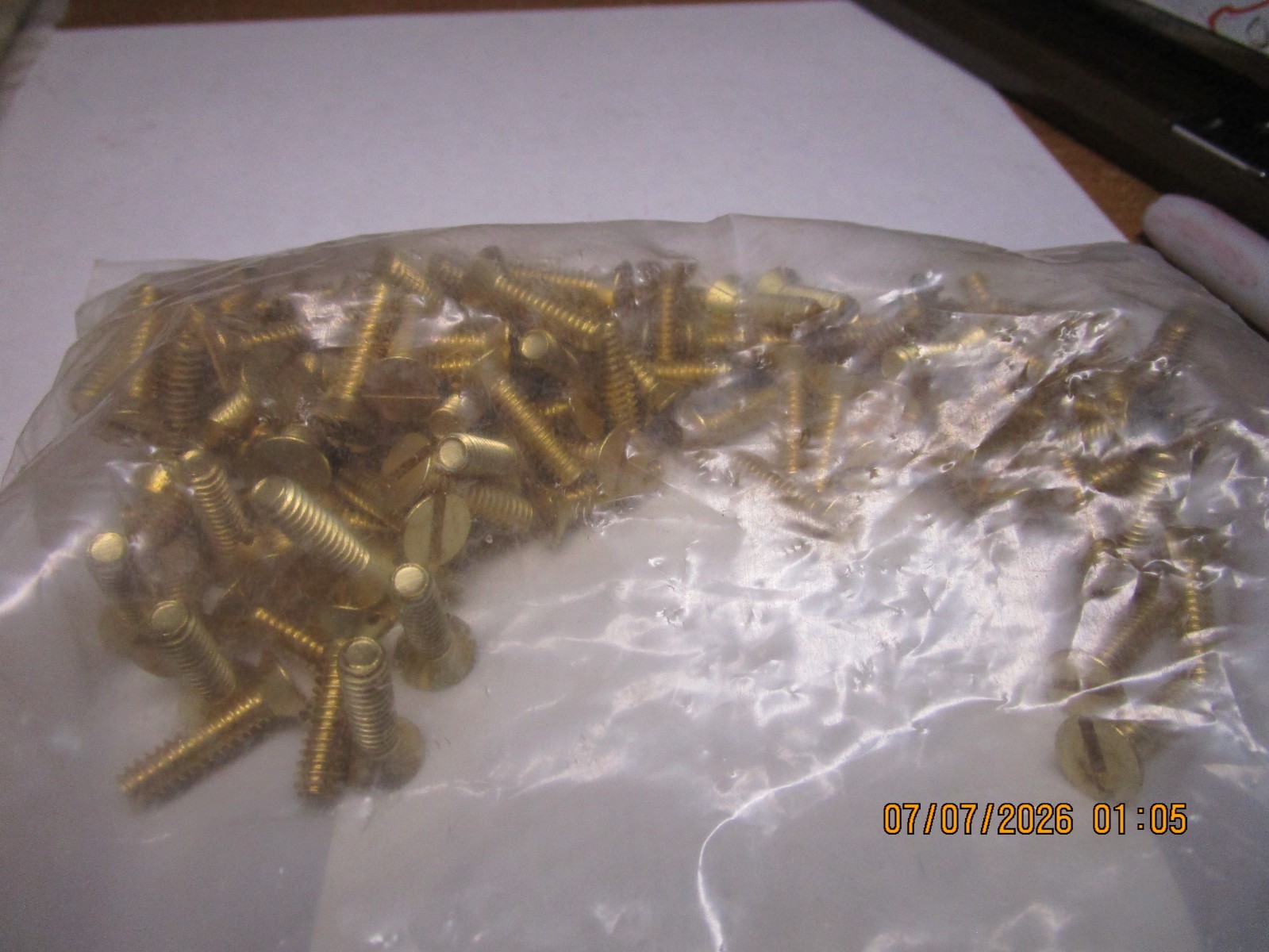 #10-24 x 3/4" Slotted Drive Flat Head Brass Machine Screw QTY 100
