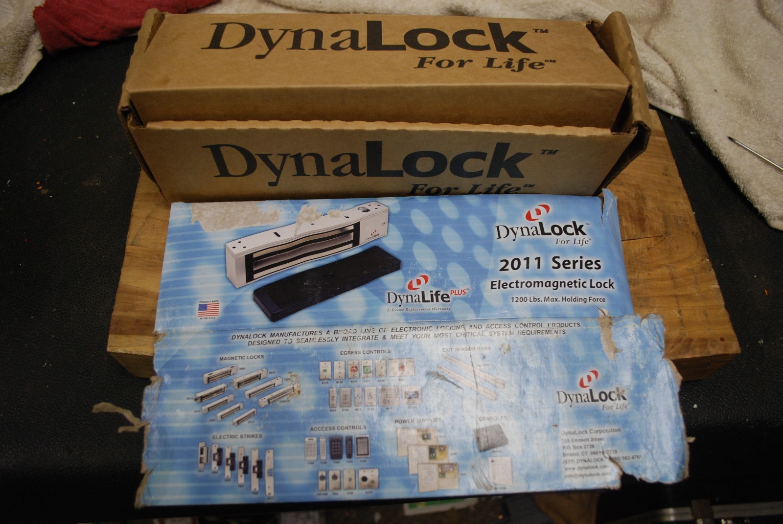 DYNALOCK 2011 Electromagnetic Lock 1200LB G1878655