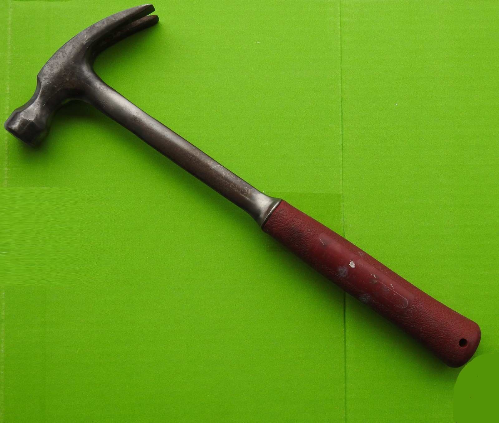 Plumb USA 11-395 (?) Solid Steel RED GRIP Rip Claw Hammer, 16" Long, 32 ounces