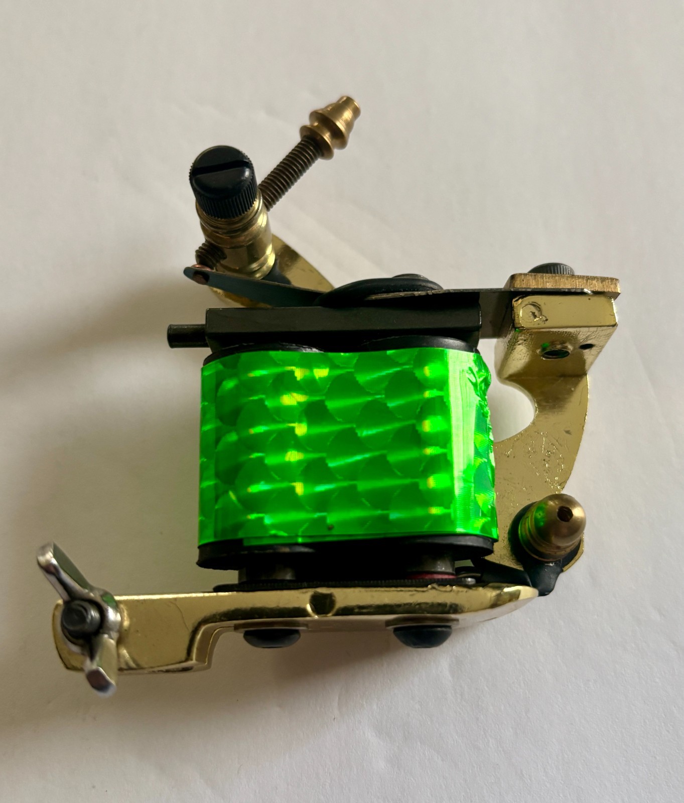 Custom Assembled Coil Tattoo Machine – Bicknee 5/16" x 1 1/8" Hand Wound Coils