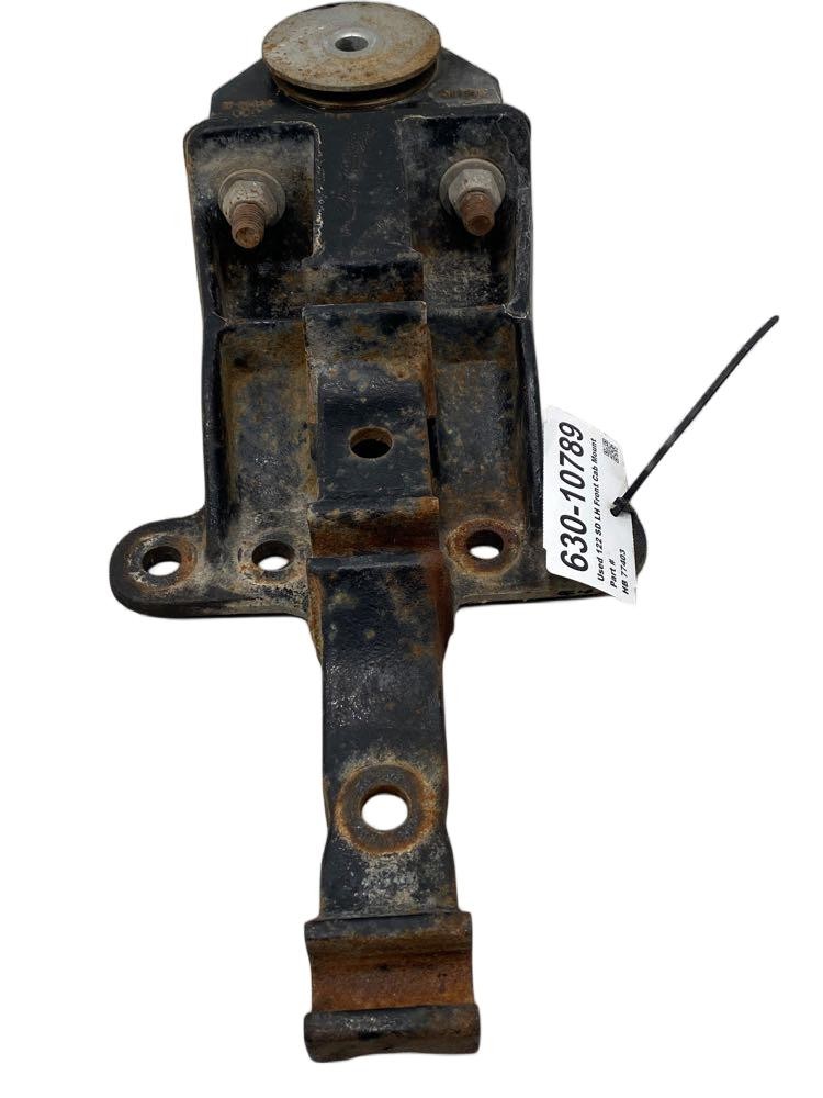 2016 Cab Mount for Freightliner 122SD (630-10789)