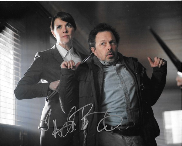 Amanda Tapping as Naomi on Supernatural TV Show Autographed 8 x 10 Photo