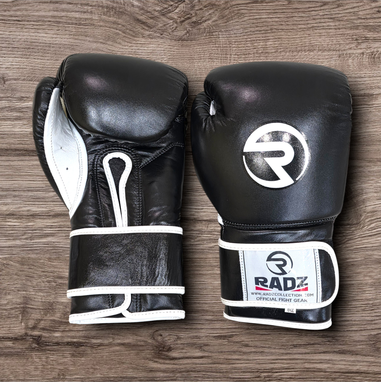 Radz 18oz Boxing Gloves Black/White – Pro Training Sparring Fight Gear NEW