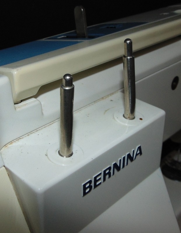 Bernina 910 Electronic Sewing Machine Swiss Made Powers On SEE DESCRIPTION