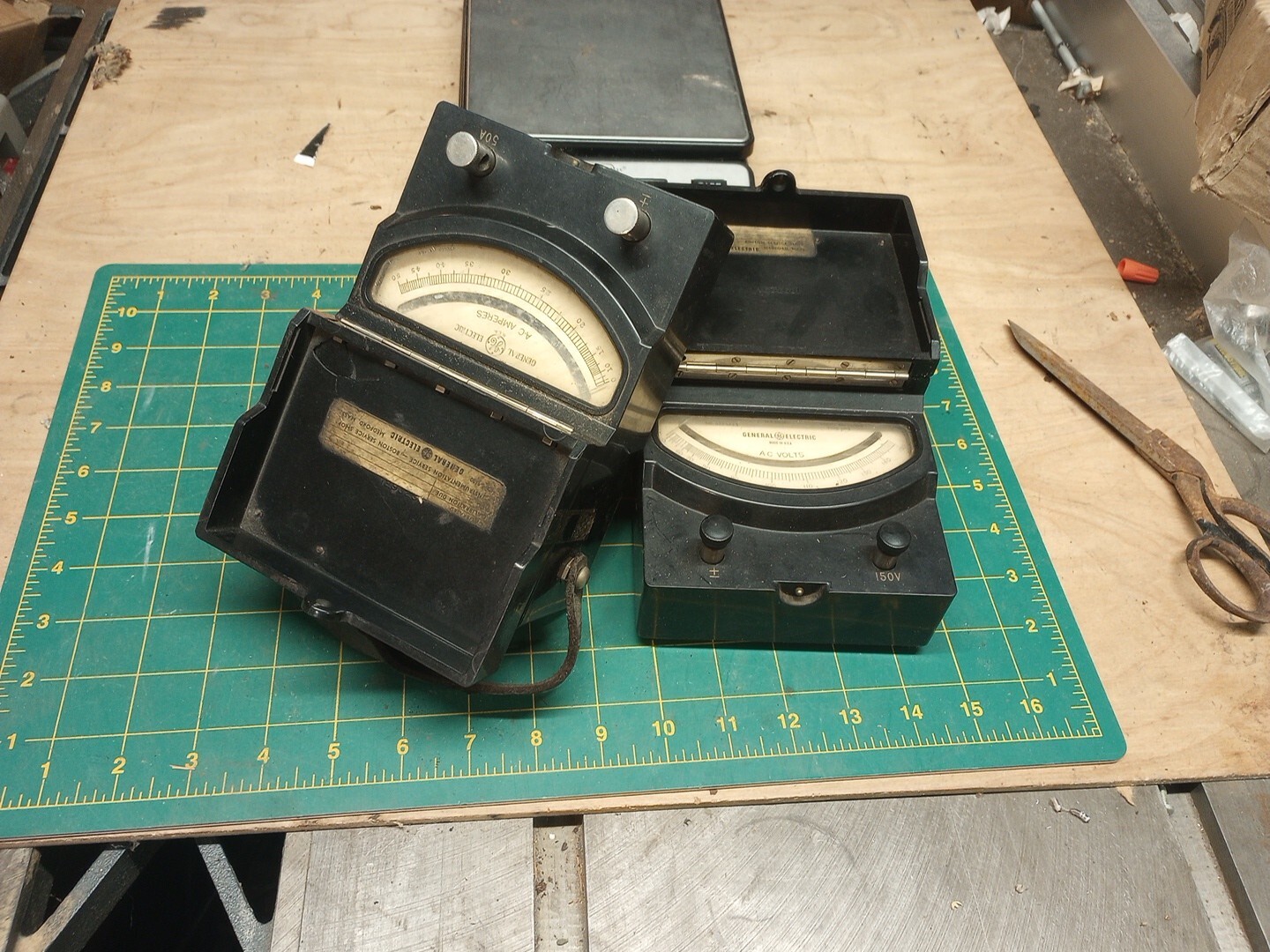 2 Vintage Ge Test Meters