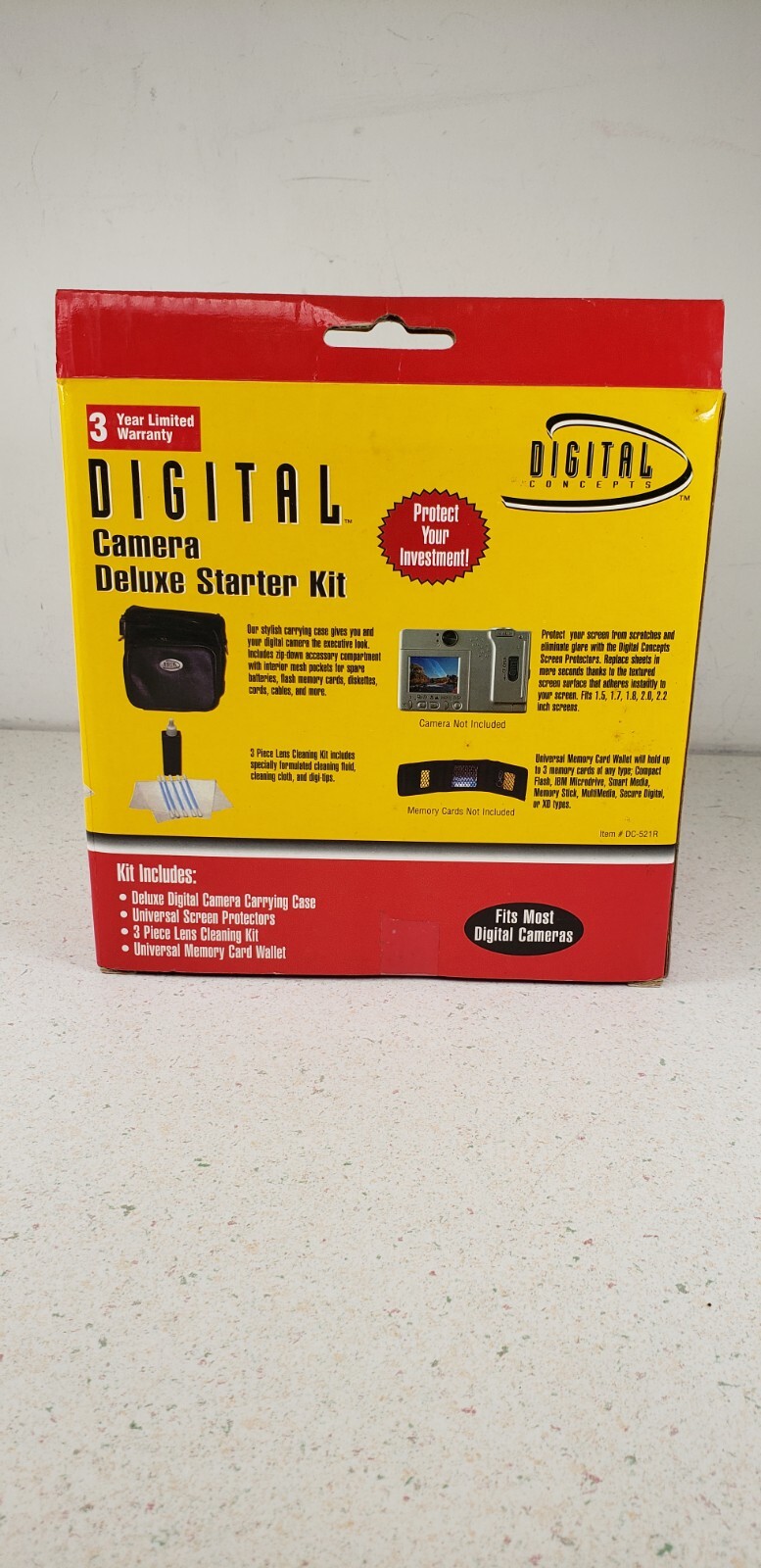 Universal Digital Camera Deluxe Starter Kit by Digital Concepts