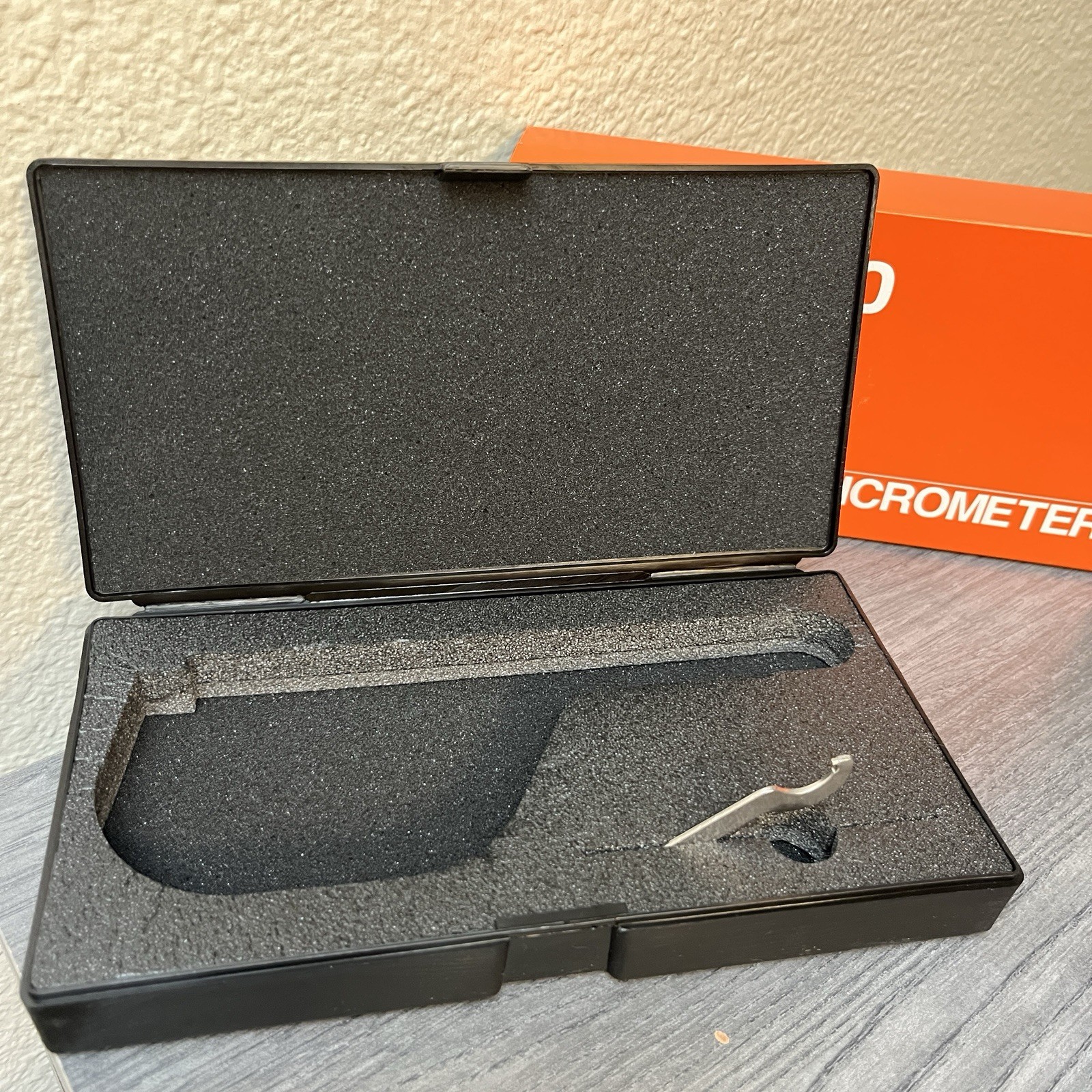 New Mitutoyo Micrometer Hard Storage Case Only, Model 122-125-10, For 0-1 Inch