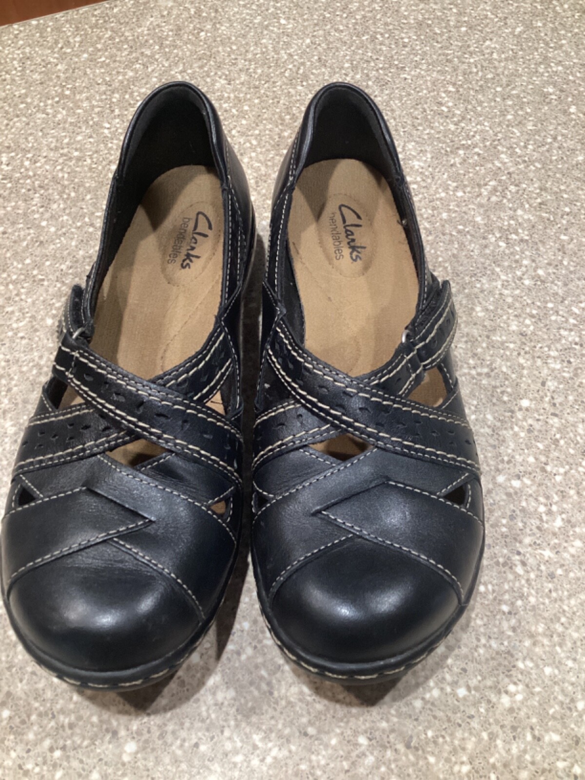 womens clark shoes size 7.5