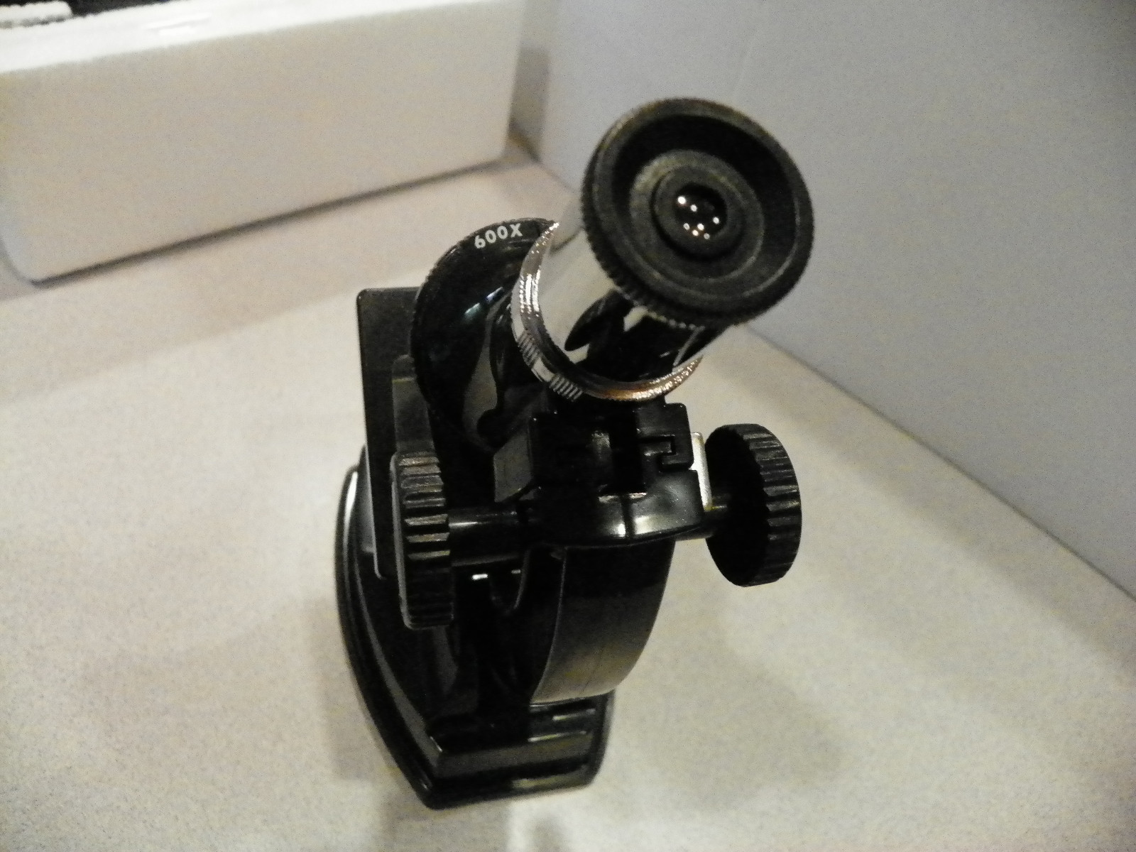 Science Tech MICROSCOPE Set Instructional CD 2 prepared slides
