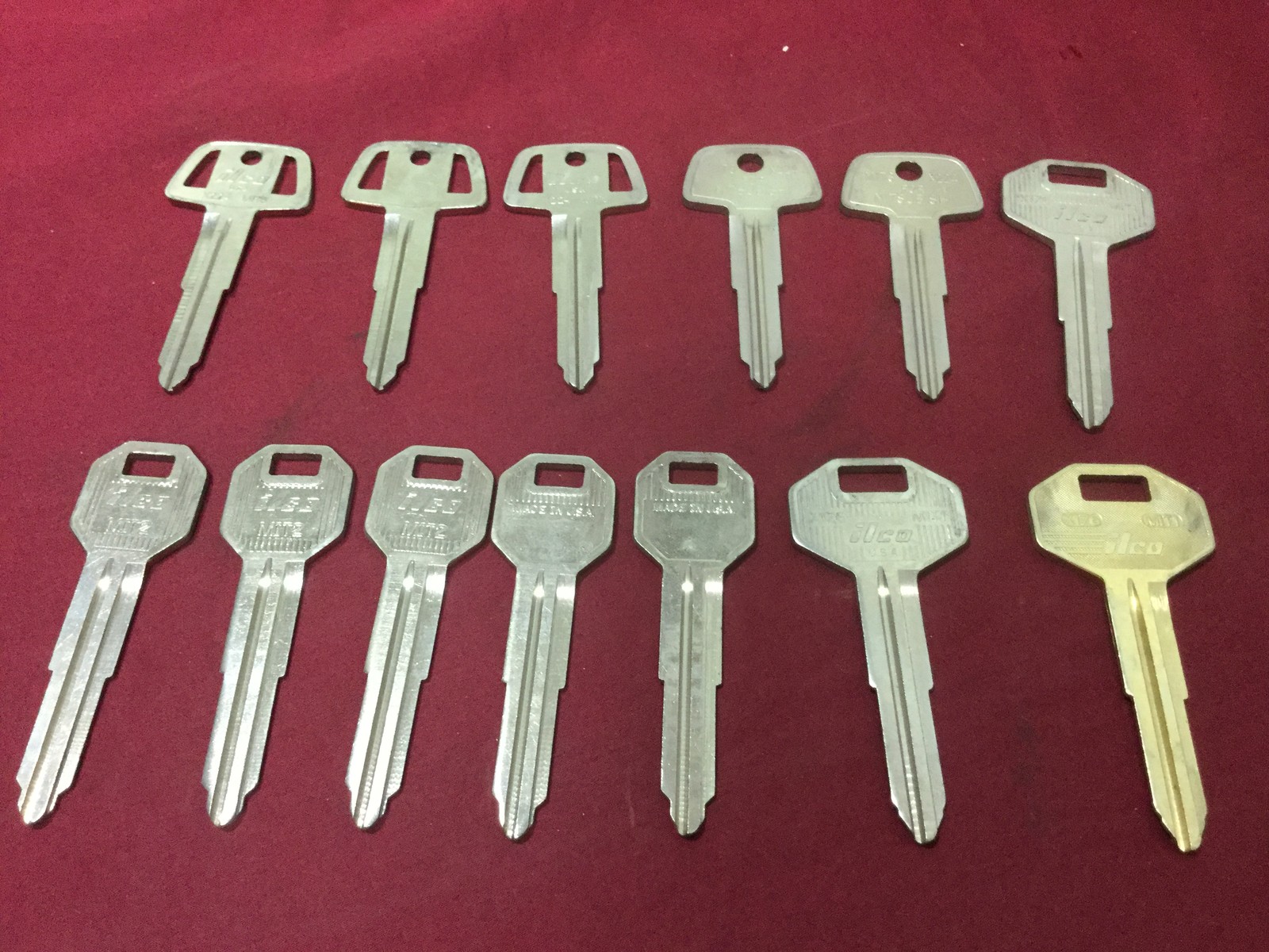 Mitsubishi by Ilco X176, X224, X213 Auto Key Blanks, Set of 13 - Locksmith