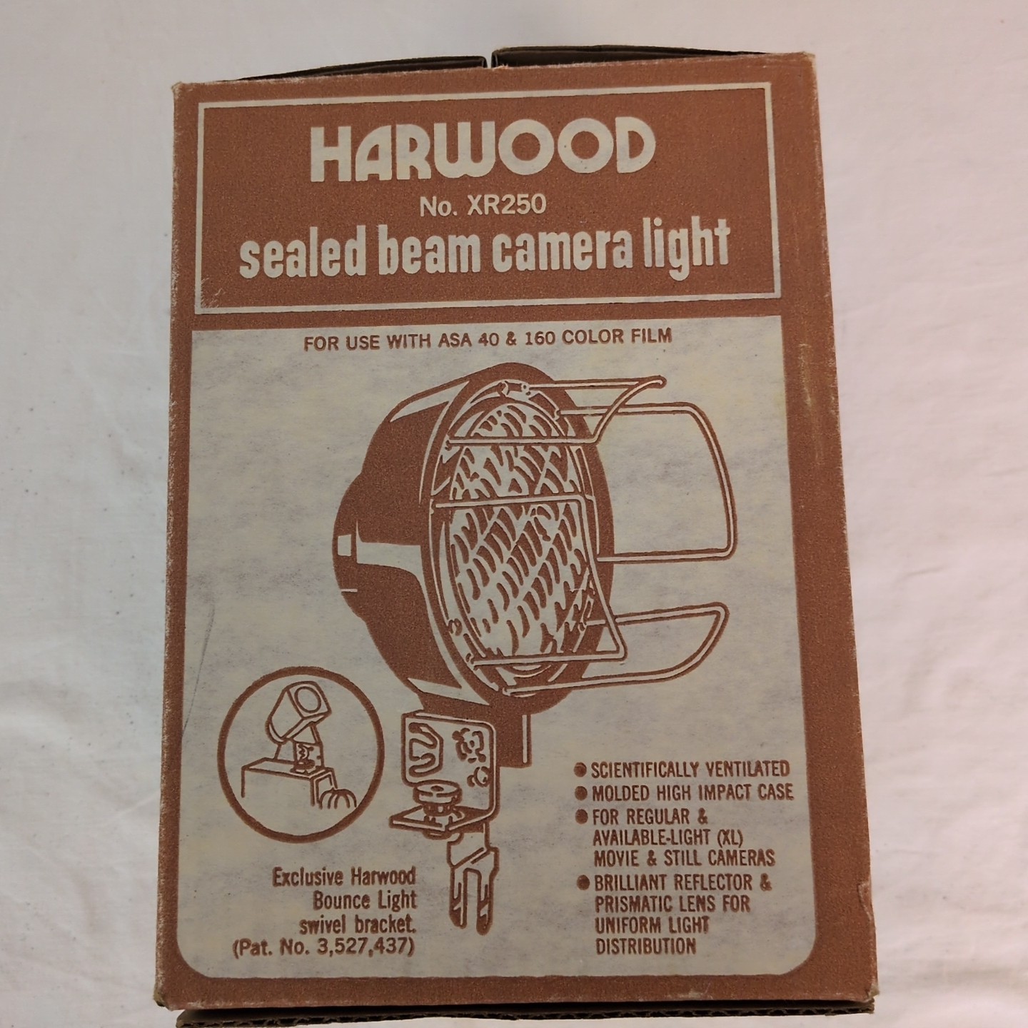Vintage Harwood No. XR250 Sealed Beam Camera Light For Use With ASA 40&160 WORKS