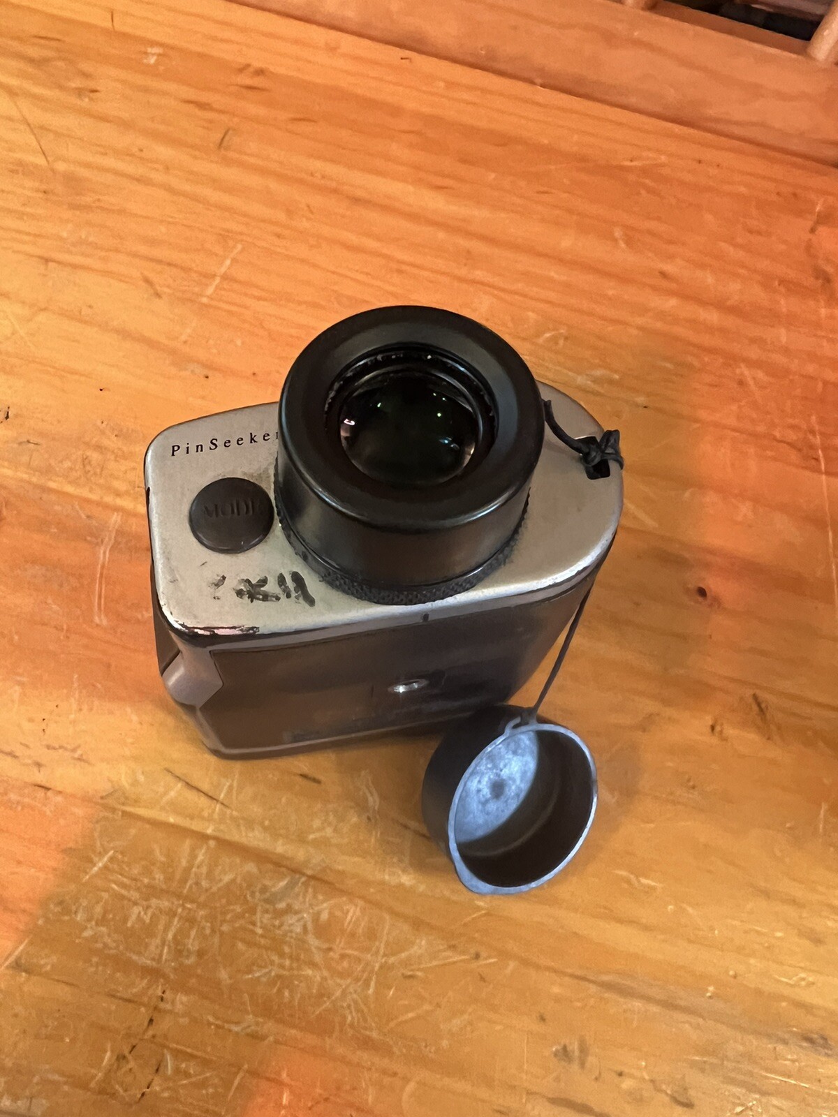 Bushnell Rangefinder PinSeeker 1500 Golf