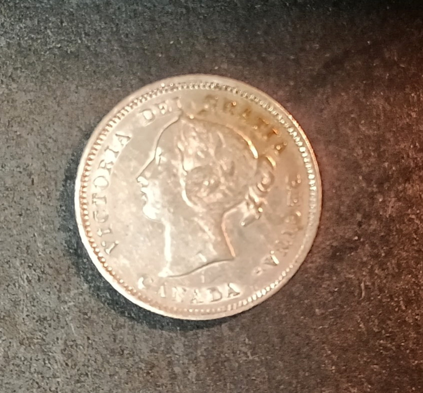 1900 Canada 5 Cents Oval "0"