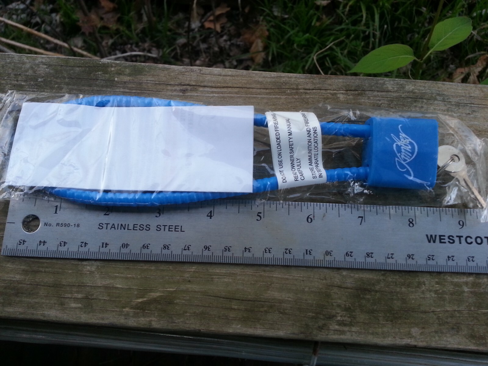 New Kimber Factory Issued Blue Cable Gun Lock with 2 Keys In Plastic