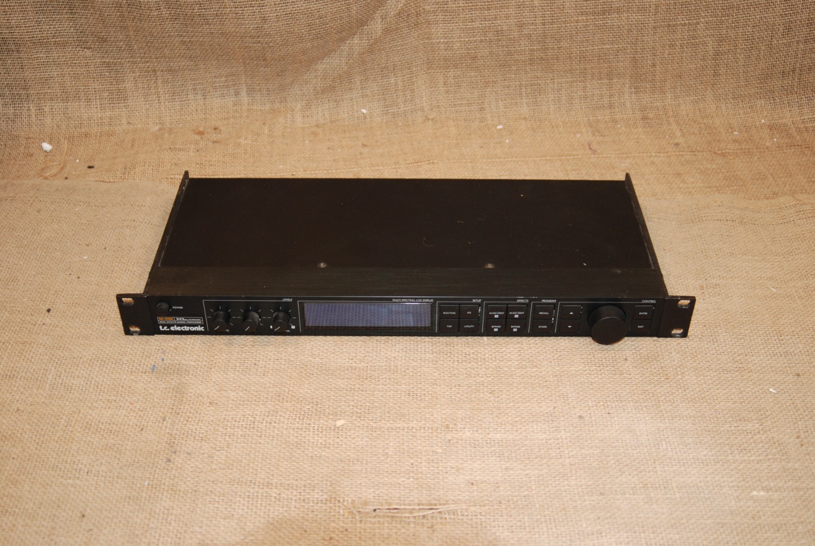 TC Electronic M-ONE XL Dual-Engine Effects Processor