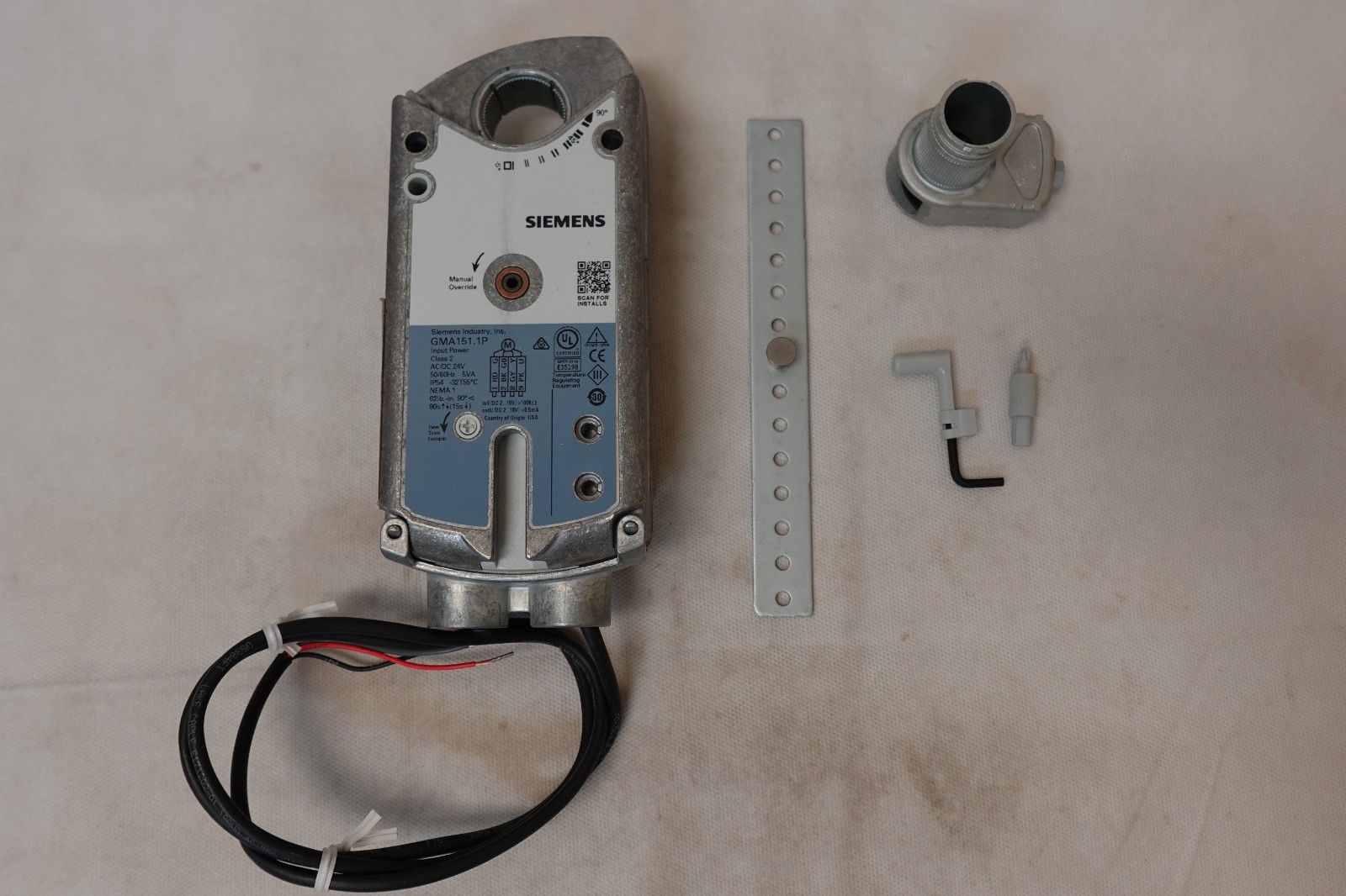 SIEMENS GMA151.1P "GMA" SERIES SPRING RETURN ROTARY DAMPER ACTUATOR 24 VAC/VDC