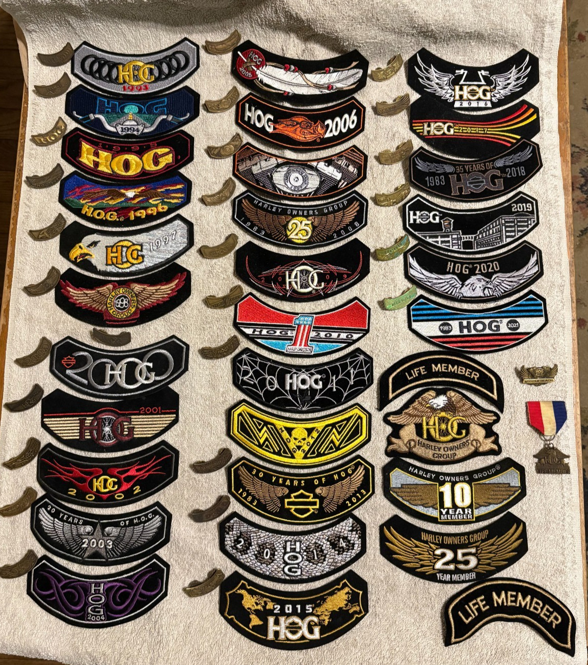 Harley Davidson Owners Group HOG Patches & Pins 90s- 2000s Large Lot-Life Member