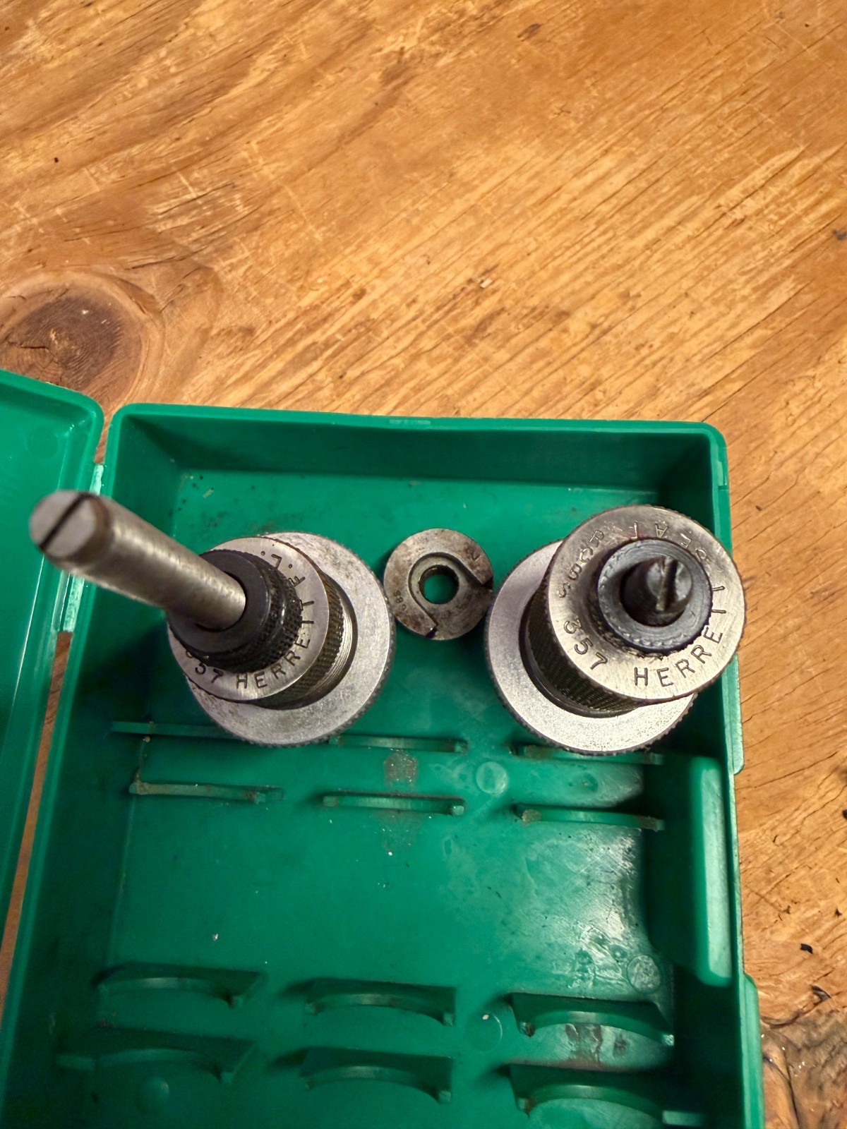 RCBS 357 HERRETT FL DIE SET WITH SHELL HOLDER
