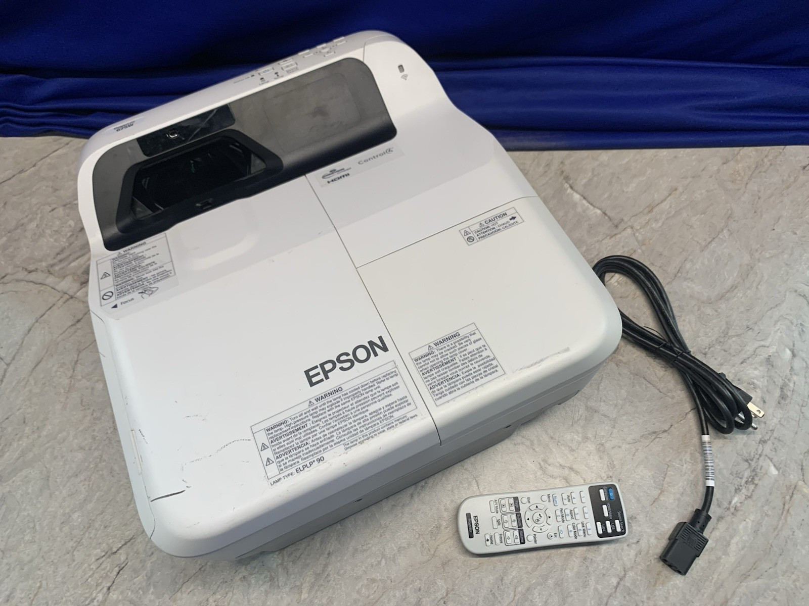 Epson PowerLite 675W Short Throw Projector w/Remote & Power Cord 1161 Hours Used