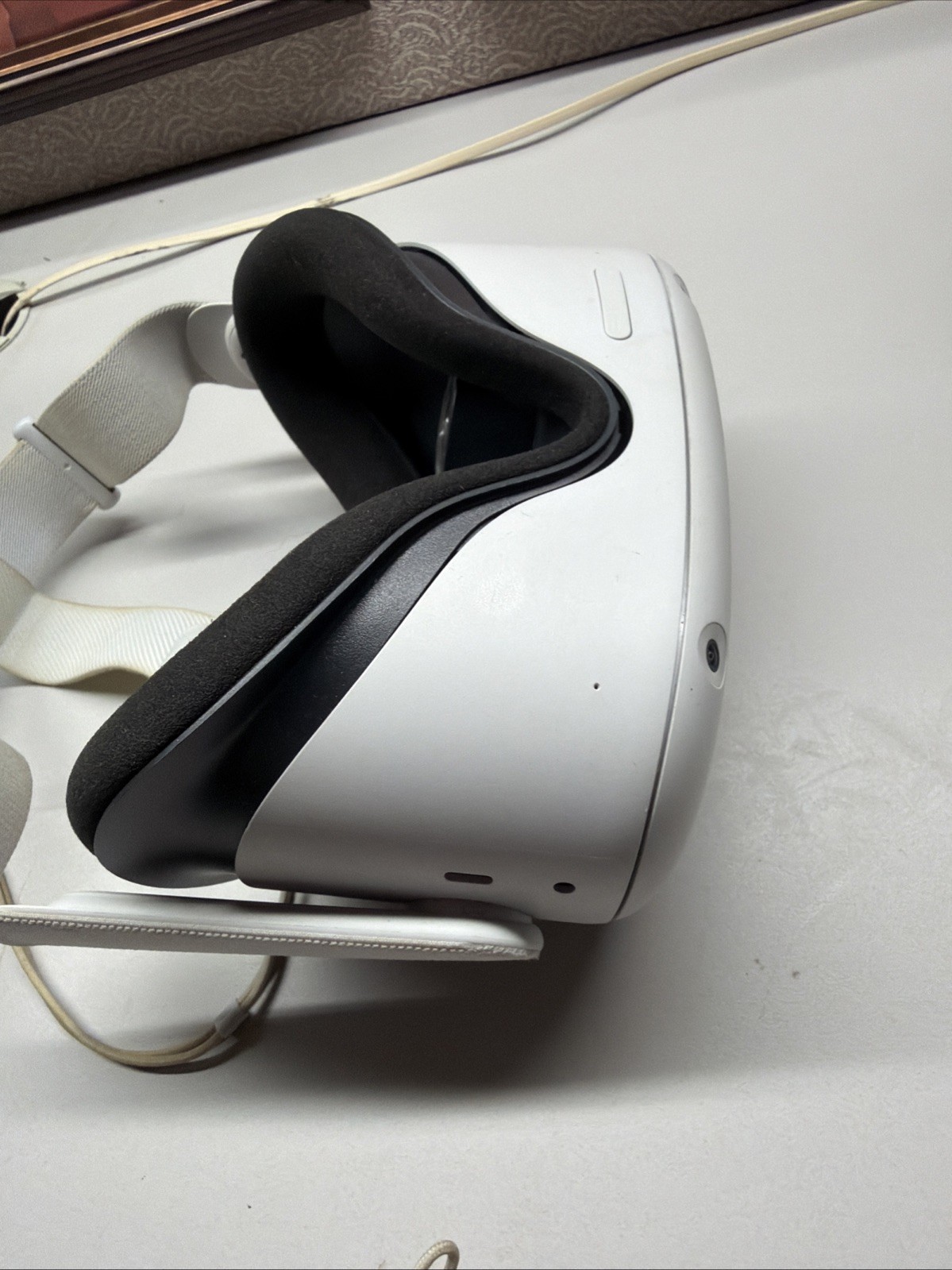 Meta Oculus Quest 2 128GB VR Headset W/ Controllers Tested & Working