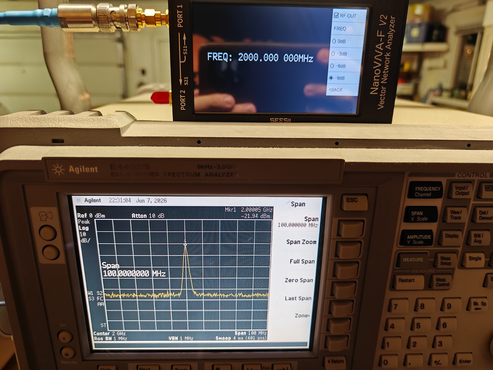 Agilent E4402B Spectrum Analyzer 9 kHz-3 GHz