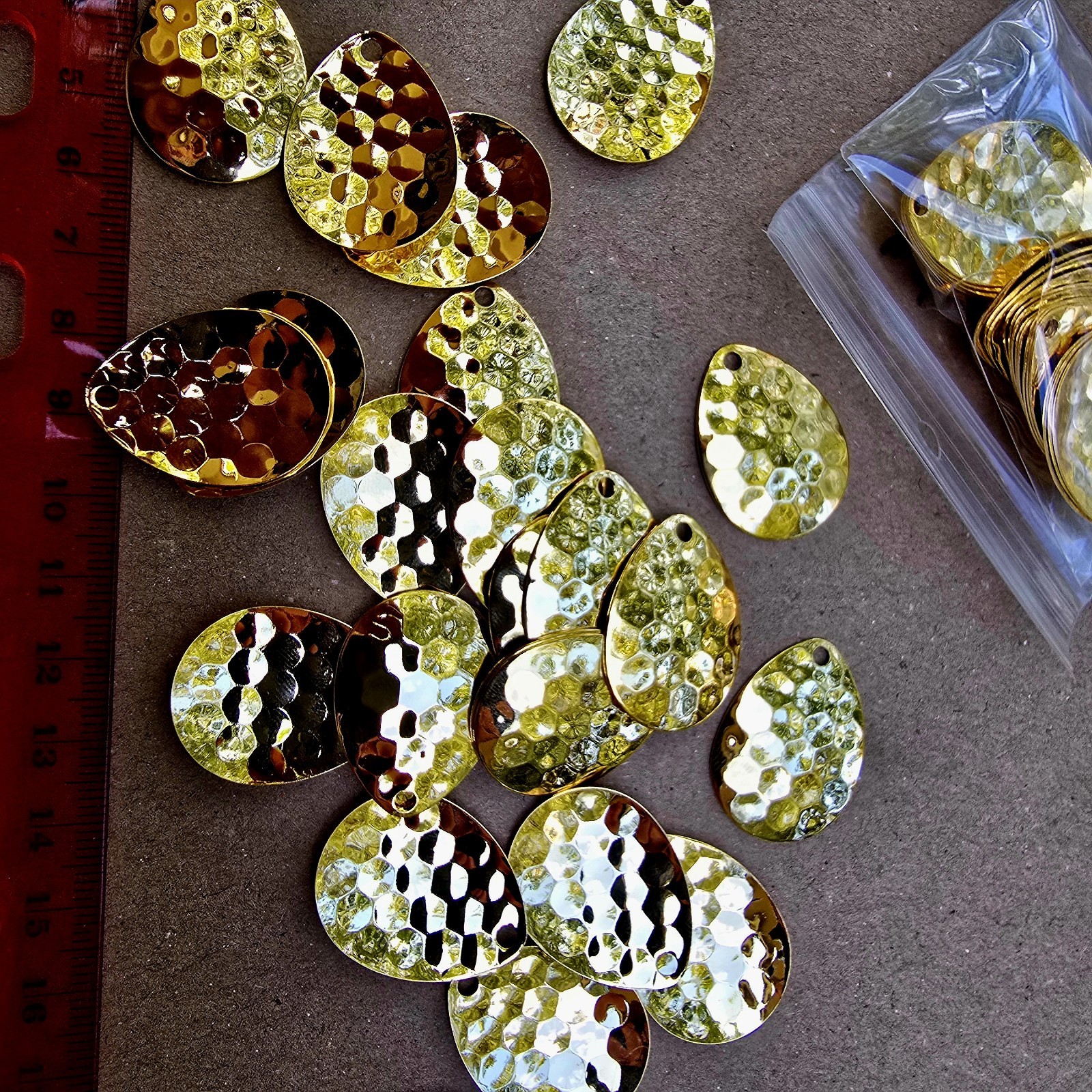 25ct #4 Premium Gold Hammered Colorado Blades For Lures