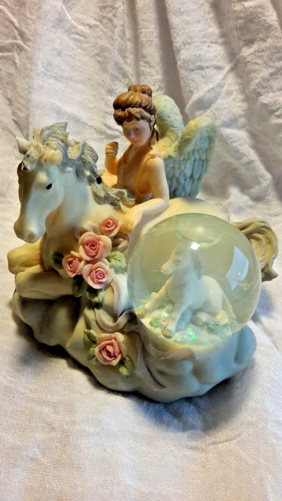WESTLAND VINTAGE FAIRY ANGEL WHITE HORSE PONY SNOWDOME GLOBE ROSES COLLECTABLE