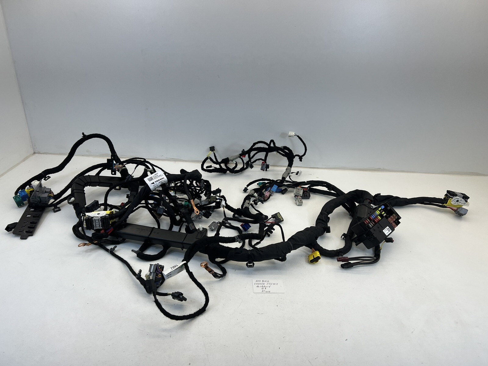 2019 Buick Envision Dashboard  Instrument Dash Panel Wire Harnessa OEM.