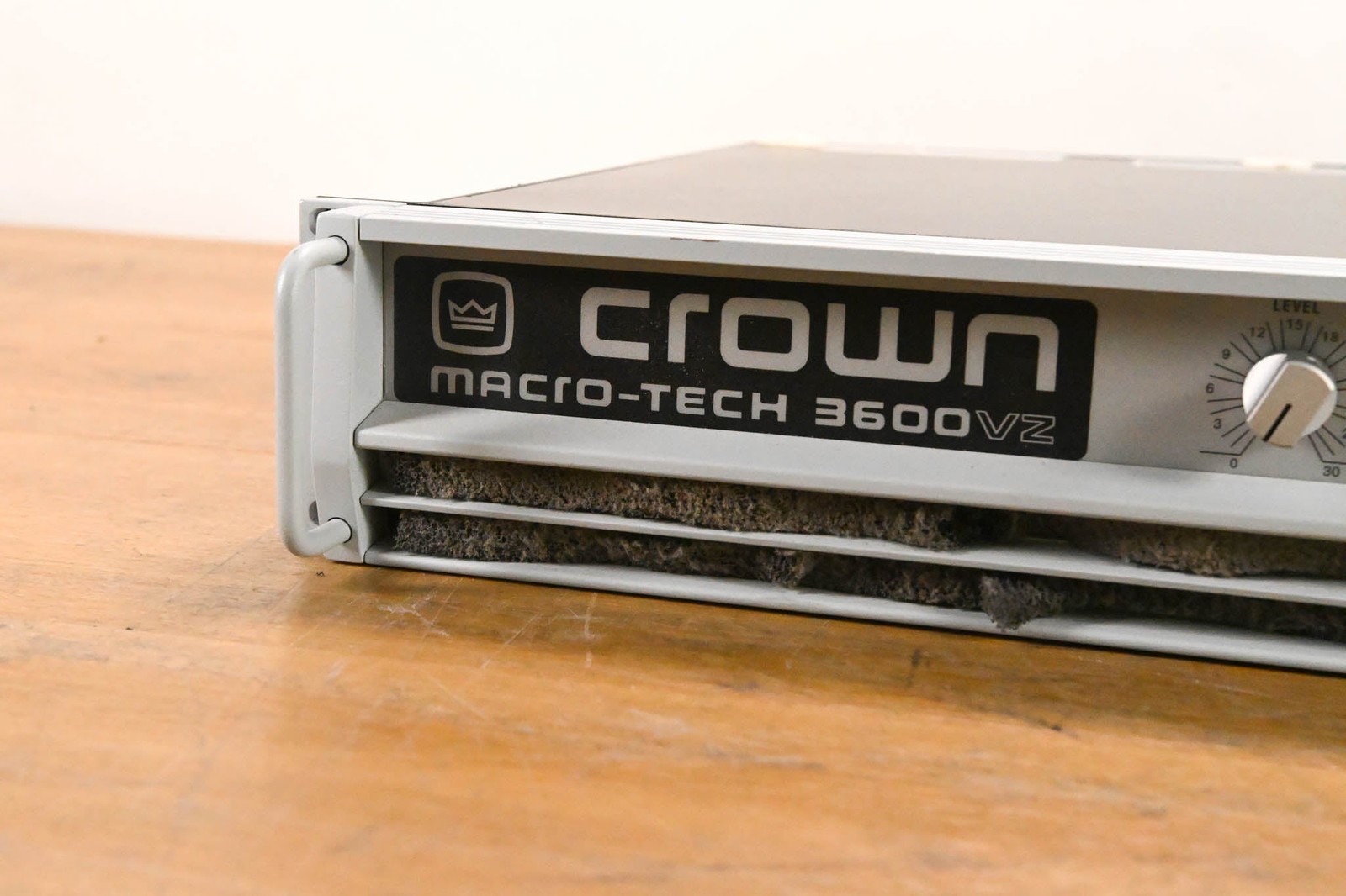 Crown Macro-Tech 3600VZ 2-Channel Power Amplifier CG01ZTH