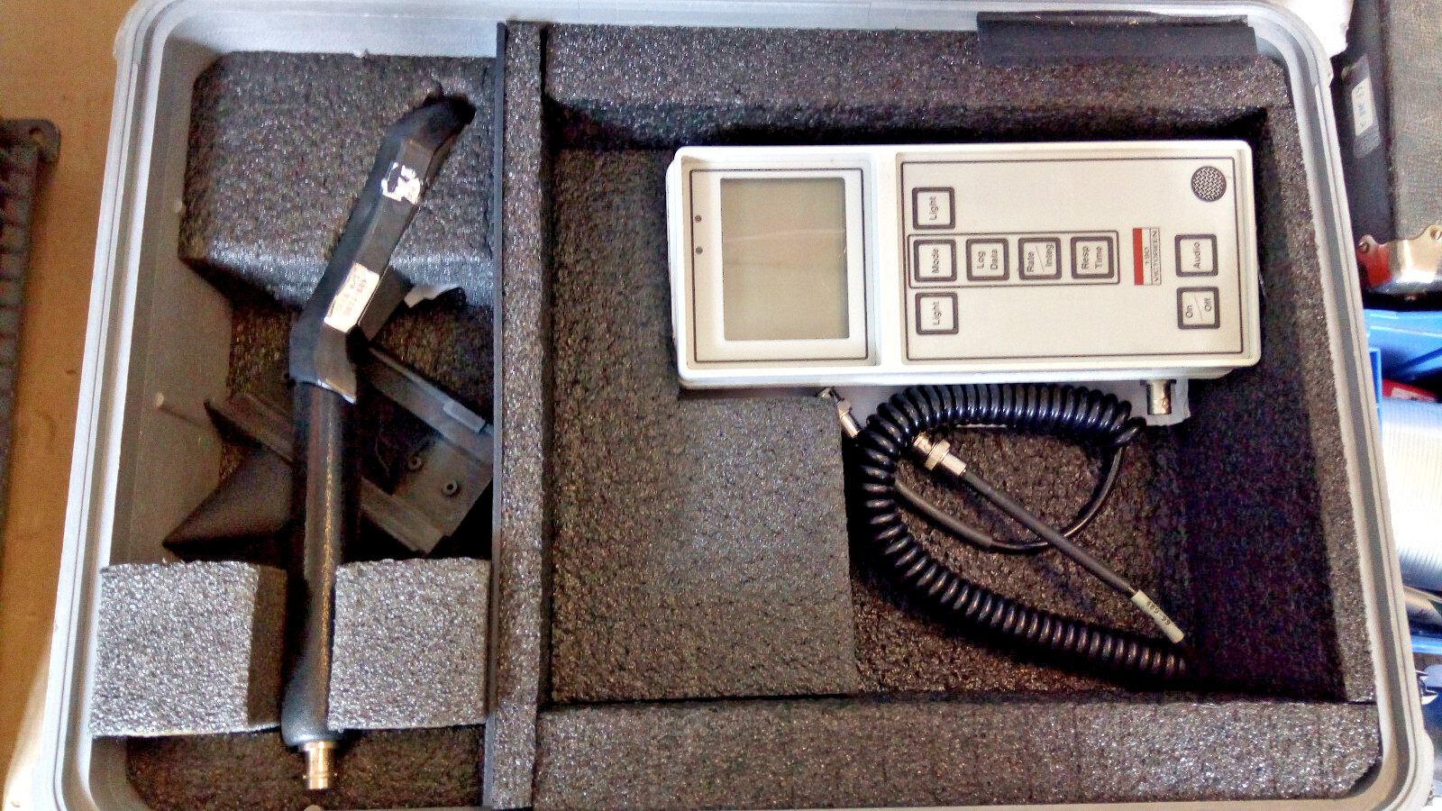 Fluke 190 Geiger Counter / Radiation meter / Pancake probe