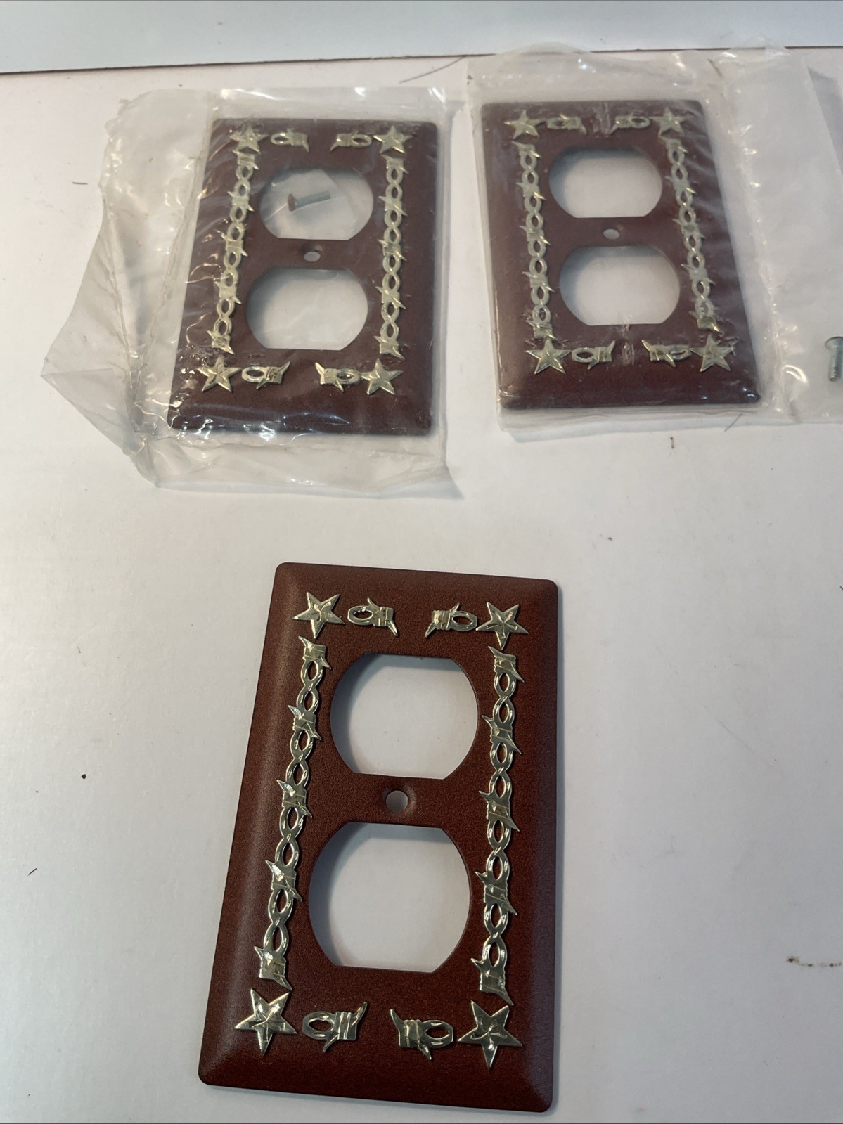 3 RUSTIC WESTERN  Brown Metal Gold Stars & Barb wire , Outlet Wall Plate