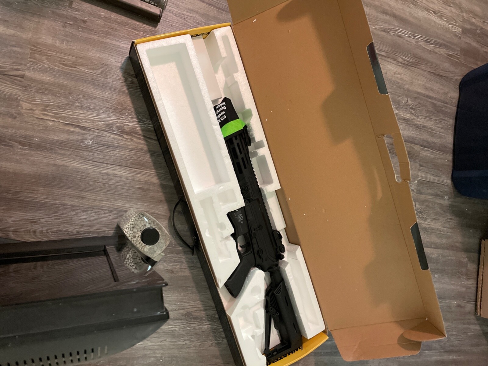 valken air soft gun purchased Aug 21 electric all parts/accessories included