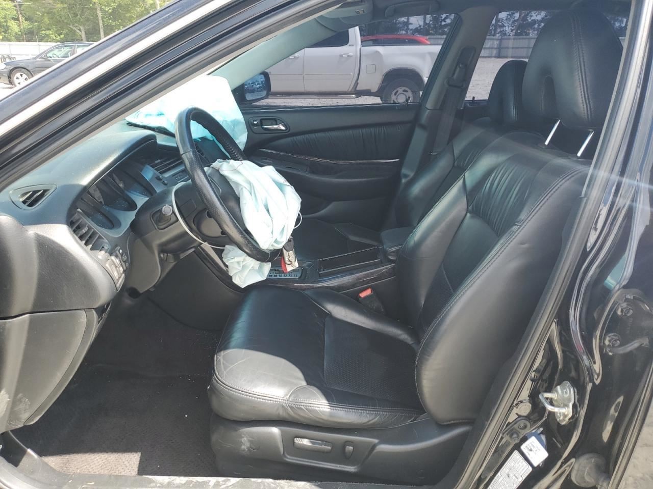 TL 2002 Glove Box 4673032