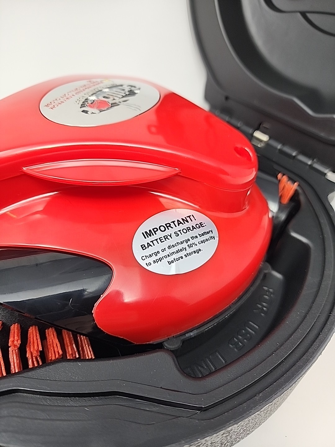 Grillbot Automatic Grill Cleaning Robot Red Nylon + Case New Open Box