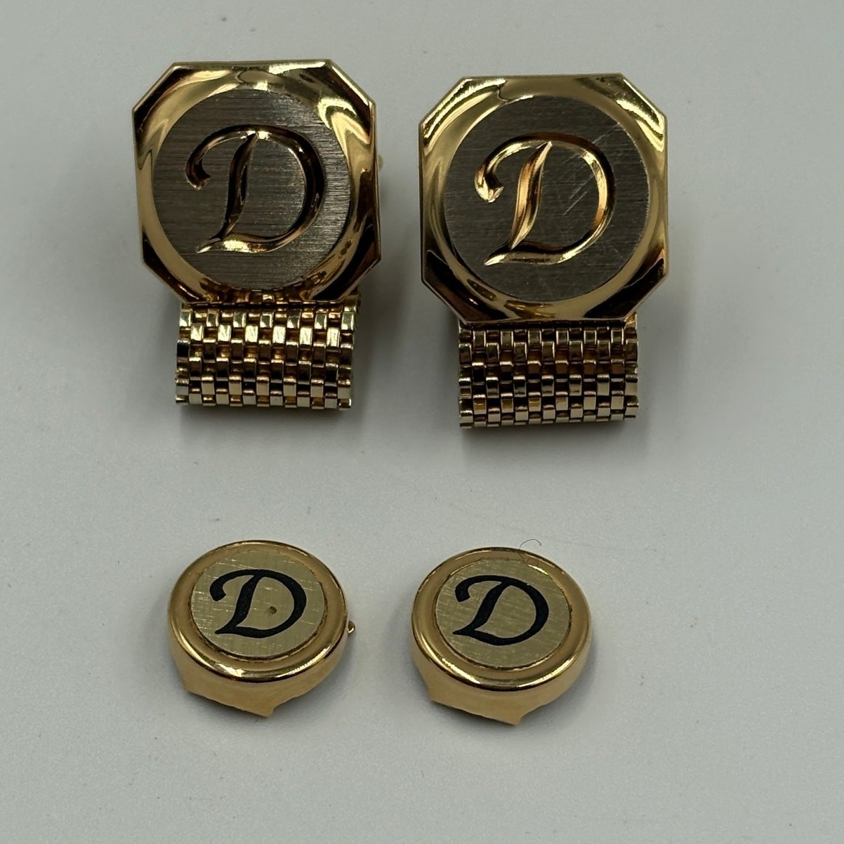 Set Vintage Initial D Monogrammed Cufflinks & Button Covers Gold Tone